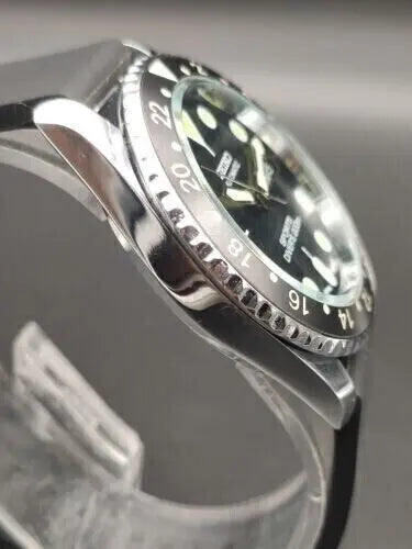 Seiko 5 Sports Automatic Refurbished Watch Vintage Style Reliable Japanese Movement - National Watches