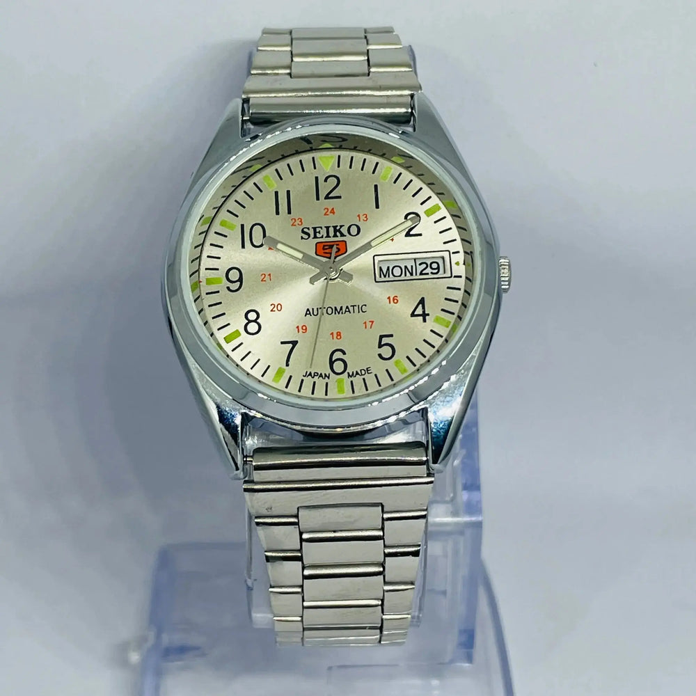 Seiko 5 Automatic 17 Jewels – Timeless Vintage Restored mechanical watch National Watches