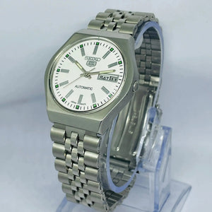 Seiko 5 Automatic 17 Jewels with Authentic Japan movement Vintage Watch National Watches